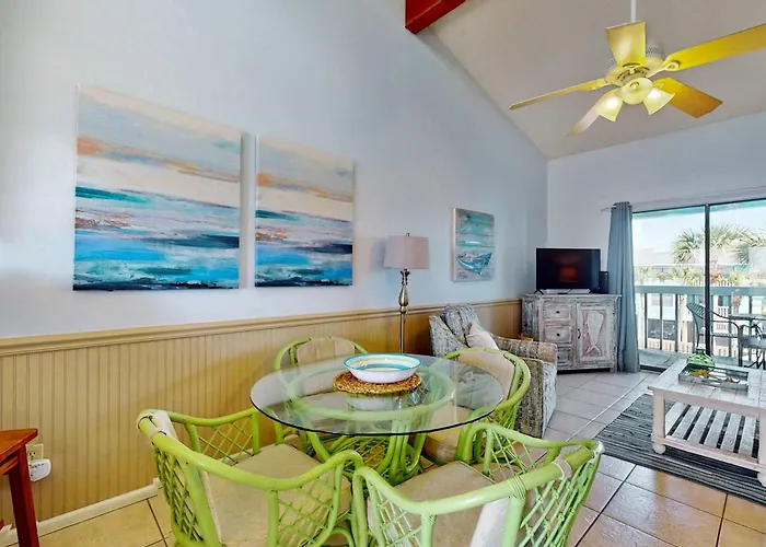 Beautiful With Shared Pools Full Kitchen Private Washer Dryer Holiday home