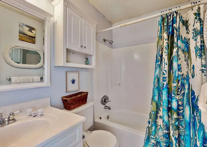 Beautiful With Shared Pools Full Kitchen Private Washer Dryer Holiday home Gulf Shores